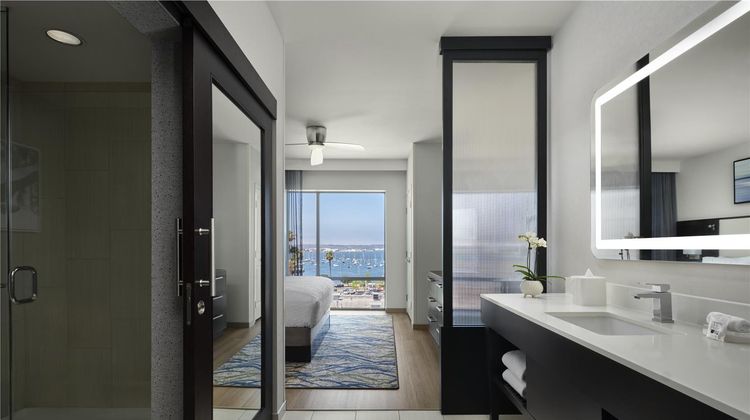 Homewood Suites Hilton Downtown/Bayside Room