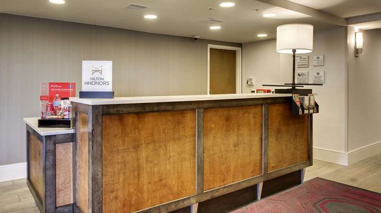Hampton Inn & Suites Cordele Lobby
