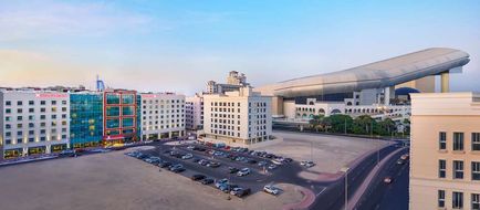 Hilton Garden Inn Dubai, Mall Avenue Exterior