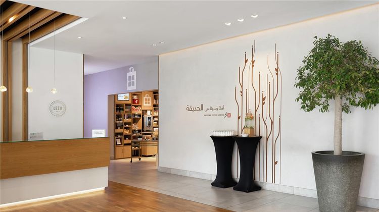 Hilton Garden Inn Dubai, Mall Avenue Lobby
