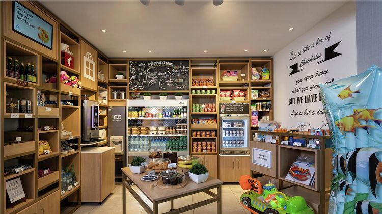 Hilton Garden Inn Dubai, Mall Avenue Restaurant