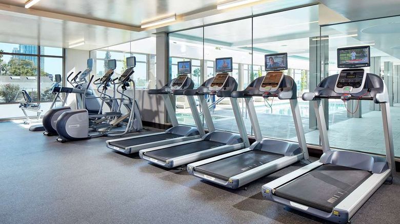 <b>Hilton Garden Inn Downtown/Bayside Health</b>. Images powered by <a href="https://iceportal.shijigroup.com/" title="IcePortal" target="_blank">IcePortal</a>.