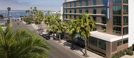 Hilton Garden Inn Downtown/Bayside Exterior