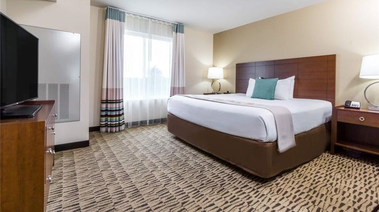 <b>Hawthorn Suites by Wyndham Triadelphia Room</b>. Images powered by <a href="https://iceportal.shijigroup.com/" title="IcePortal" target="_blank">IcePortal</a>.