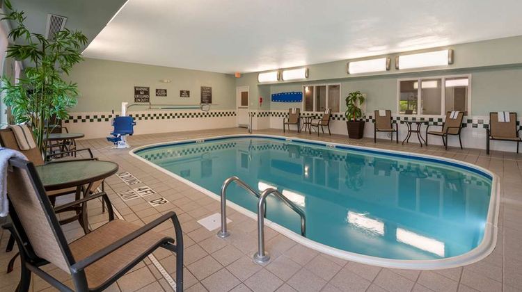 Best Western Hilliard Inn & Suites Pool