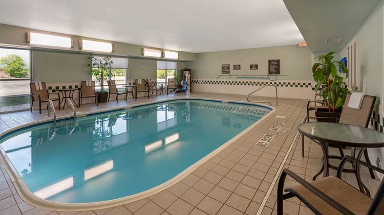 Best Western Hilliard Inn & Suites Pool