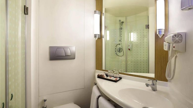 <b>Ibis Manado City Center Blvd Hotel Room</b>. Images powered by <a href="https://iceportal.shijigroup.com/" title="IcePortal" target="_blank">IcePortal</a>.