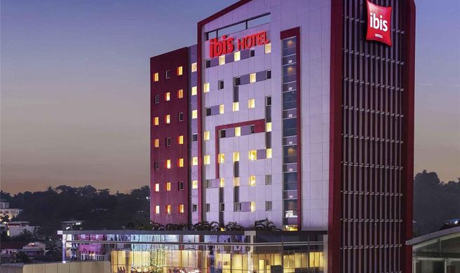 Ibis Manado City Center Blvd Hotel Exterior
