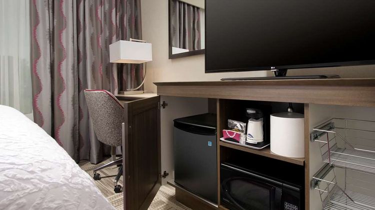 Hampton Inn Louisville East/Hurstbourne Room