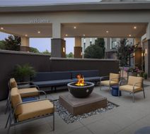 Hampton Inn Louisville East/Hurstbourne Exterior