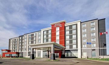 Hampton Inn & Suites Medicine Hat