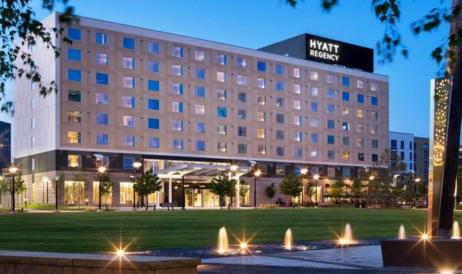Hyatt Regency Bloomington Exterior