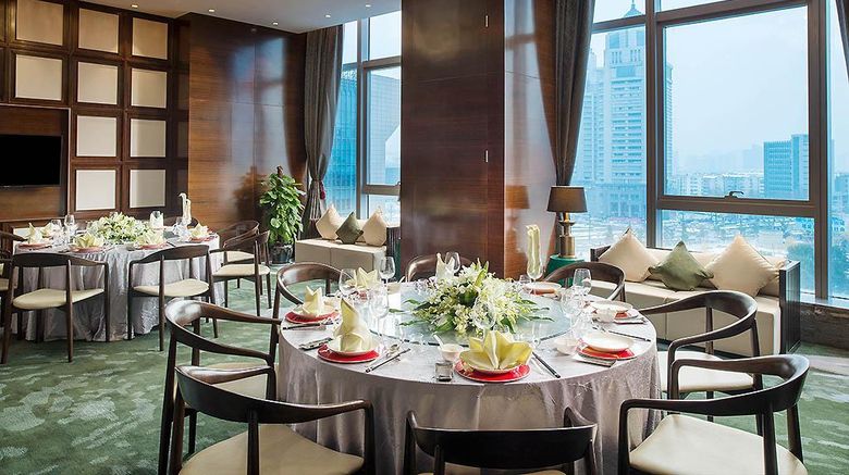 <b>Sofitel Lianyungang Suning Restaurant</b>. Images powered by <a href="https://iceportal.shijigroup.com/" title="IcePortal" target="_blank">IcePortal</a>.