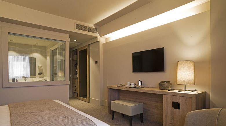 <b>A.Roma Lifestyle Hotel Room</b>. Images powered by <a href="https://iceportal.shijigroup.com/" title="IcePortal" target="_blank">IcePortal</a>.
