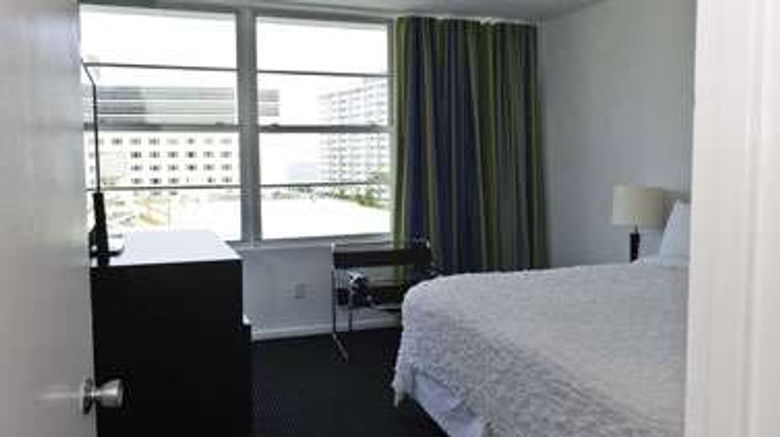 <b>Albion Hotel South Beach Room</b>. Images powered by <a href="https://iceportal.shijigroup.com/" title="IcePortal" target="_blank">IcePortal</a>.