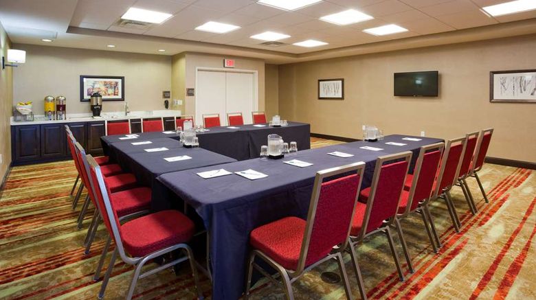 <b>Homewood Suites by Hilton Davenport Meeting</b>. Images powered by <a href="https://iceportal.shijigroup.com/" title="IcePortal" target="_blank">IcePortal</a>.
