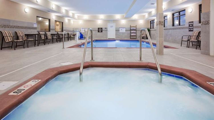 Homewood Suites by Hilton Davenport Pool