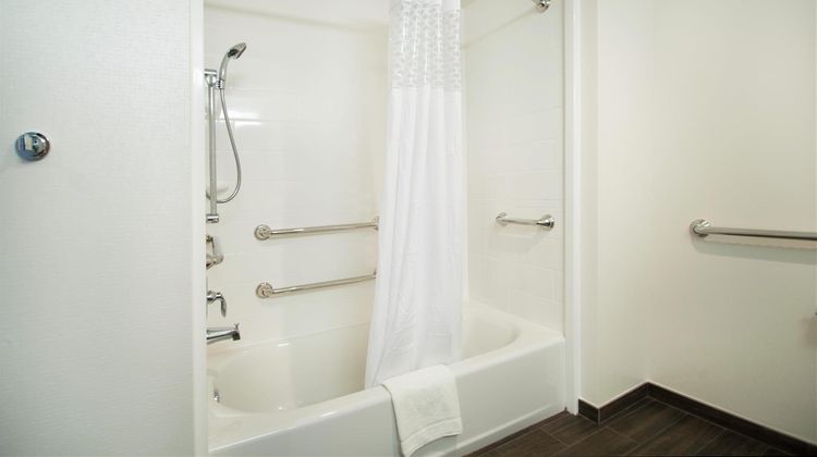 Hampton Inn & Suites La Porte Room