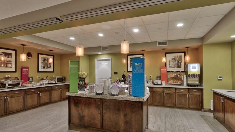 <b>Hampton Inn & Suites Las Cruces I-10 Restaurant</b>. Images powered by <a href="https://iceportal.shijigroup.com/" title="IcePortal" target="_blank">IcePortal</a>.