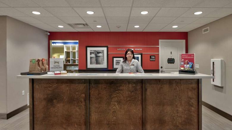 <b>Hampton Inn & Suites Las Cruces I-10 Lobby</b>. Images powered by <a href="https://iceportal.shijigroup.com/" title="IcePortal" target="_blank">IcePortal</a>.