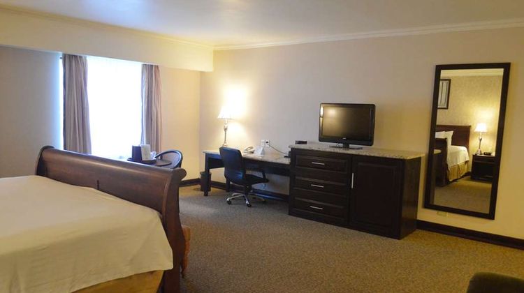 Best Western Plus Nuevo Laredo Inn/Stes Suite