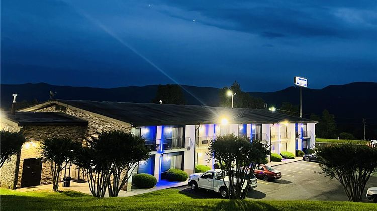 Travelodge Wytheville Exterior