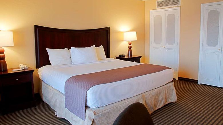 <b>Best Western Fort Myers Waterfront Room</b>. Images powered by <a href="https://iceportal.shijigroup.com/" title="IcePortal" target="_blank">IcePortal</a>.