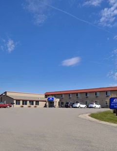 Sauk River Inn & Suites-Travelodge Hotel