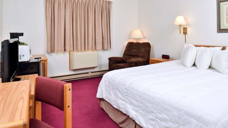 <b>Sauk River Inn & Suites-Travelodge Hotel Room</b>. Images powered by <a href="https://iceportal.shijigroup.com/" title="IcePortal" target="_blank">IcePortal</a>.