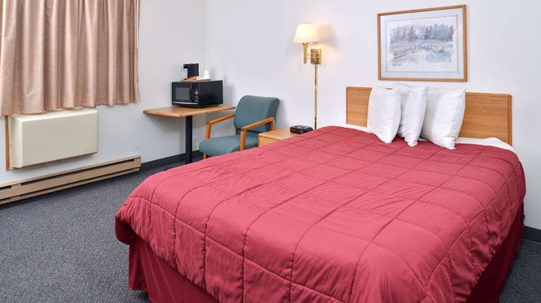 <b>Sauk River Inn & Suites-Travelodge Hotel Room</b>. Images powered by <a href="https://iceportal.shijigroup.com/" title="IcePortal" target="_blank">IcePortal</a>.