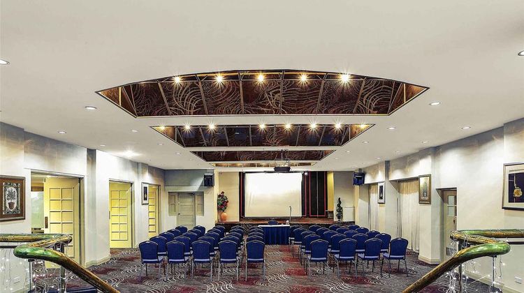 Mercure Monte Pio Hotel & Conference Ctr Meeting