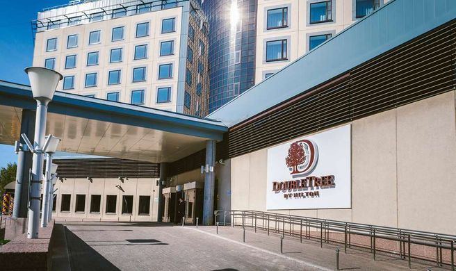 DoubleTree by Hilton Hotel Tyumen Exterior