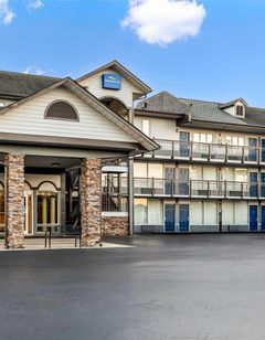 Baymont Inn & Suites Pigeon Forge