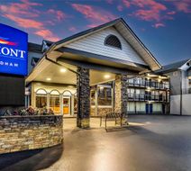 Baymont Inn & Suites Pigeon Forge Exterior