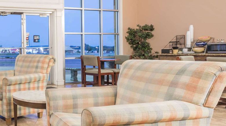 <b>Knights Inn Greenville Lobby</b>. Images powered by <a href="https://iceportal.shijigroup.com/" title="IcePortal" target="_blank">IcePortal</a>.