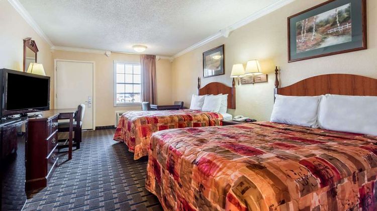 Knights Inn Greenville Room