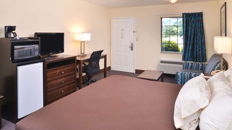 Americas Best Value Inn Room