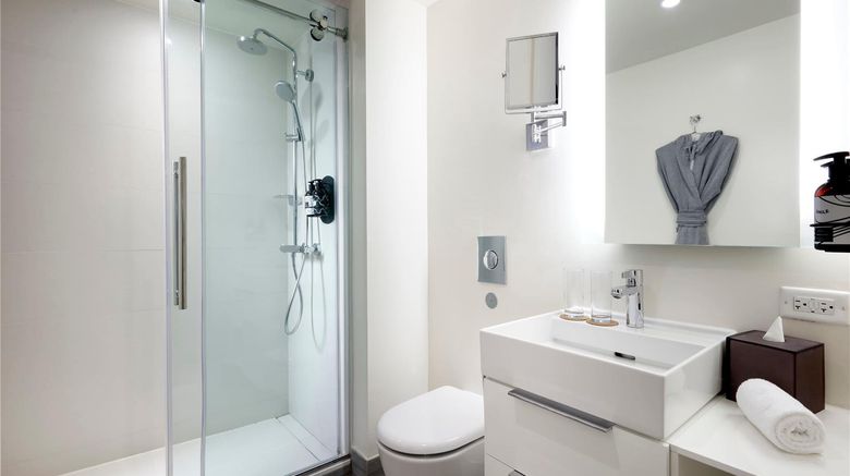 <b>INNSIDE New York NoMad Hotel Room</b>. Images powered by <a href="https://iceportal.shijigroup.com/" title="IcePortal" target="_blank">IcePortal</a>.