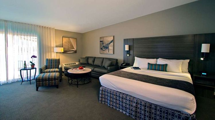 Executive Inn & Suites Suite
