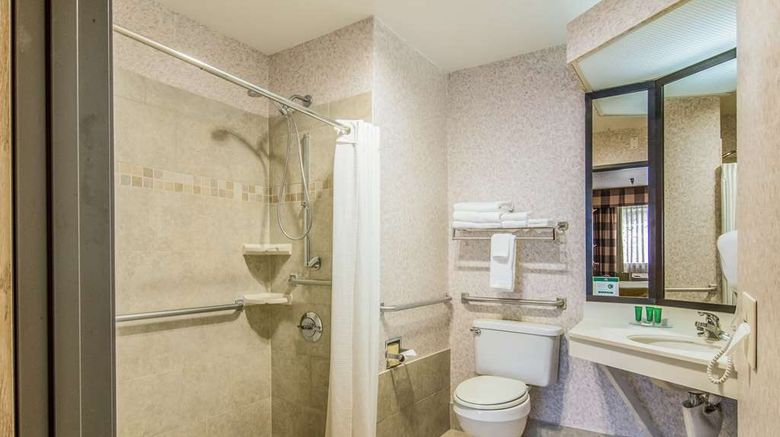 <b>Guesthouse Inn and Suites Poulsbo Room</b>. Images powered by <a href="https://iceportal.shijigroup.com/" title="IcePortal" target="_blank">IcePortal</a>.