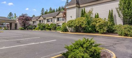Guesthouse Inn and Suites Poulsbo Exterior