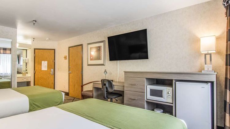 Guesthouse Inn and Suites Poulsbo Room