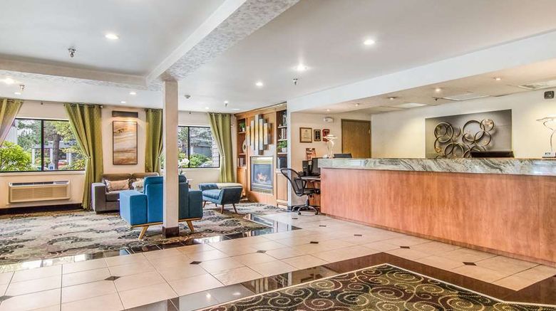 <b>Guesthouse Inn and Suites Poulsbo Lobby</b>. Images powered by <a href="https://iceportal.shijigroup.com/" title="IcePortal" target="_blank">IcePortal</a>.