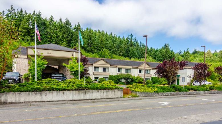 <b>Guesthouse Inn and Suites Poulsbo Exterior</b>. Images powered by <a href="https://iceportal.shijigroup.com/" title="IcePortal" target="_blank">IcePortal</a>.