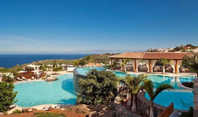 Melia Hacienda del Conde Exterior