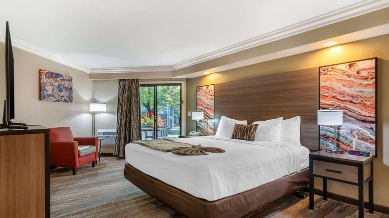 <b>Best Western Plus Wine Country Inn & Ste Room</b>. Images powered by <a href="https://iceportal.shijigroup.com/" title="IcePortal" target="_blank">IcePortal</a>.