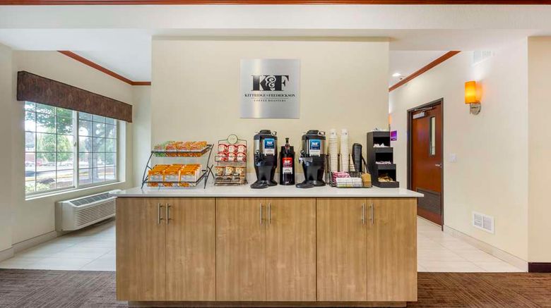 <b>Best Western Plus Northwind Inn & Suites Restaurant</b>. Images powered by <a href="https://iceportal.shijigroup.com/" title="IcePortal" target="_blank">IcePortal</a>.