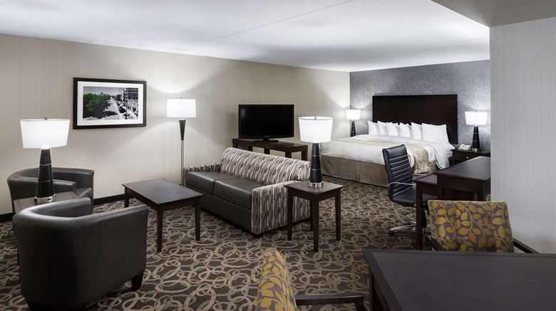 <b>Best Western Ramkota Hotel Suite</b>. Images powered by <a href="https://iceportal.shijigroup.com/" title="IcePortal" target="_blank">IcePortal</a>.
