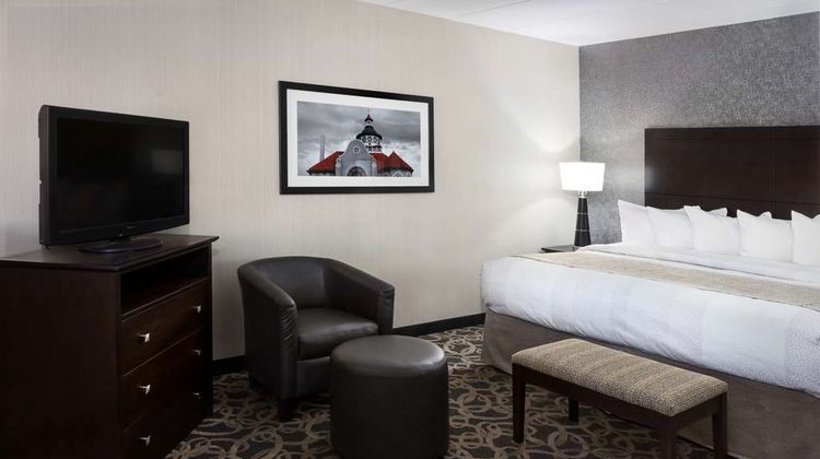 Best Western Ramkota Hotel Suite