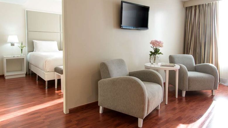 <b>NH Buenos Aires Latino Suite</b>. Images powered by <a href="https://iceportal.shijigroup.com/" title="IcePortal" target="_blank">IcePortal</a>.